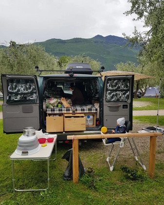 Ford Econoline cena 42000 przebieg: 280000, rok produkcji 2000 z Leszno małe 79